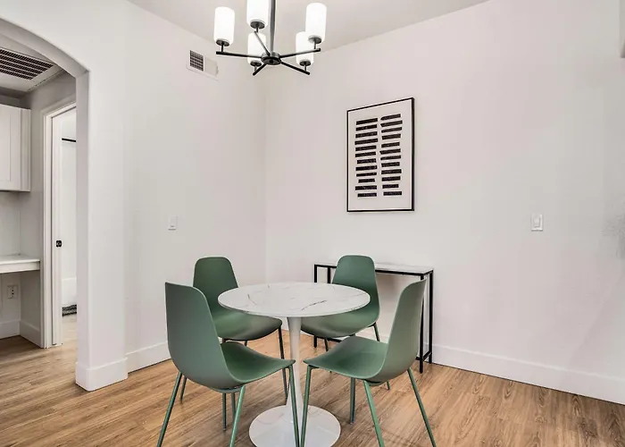 Boulevard Luxe 1br By Stadium Pool Parking Gym 03 Apartment *
